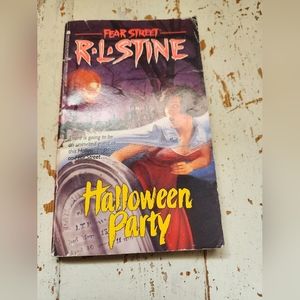 3/$25 RL Stine Fear Street Goosebumps Books